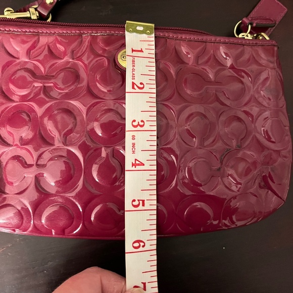 Coach fucschia patent wristlet, 9 x 5.5 in. - Picture 13 of 16